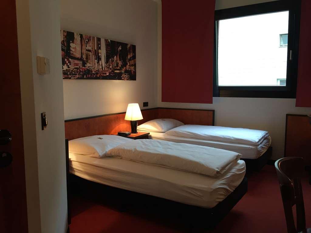Ara Hotel Comfort Ingolstadt Szoba fotó